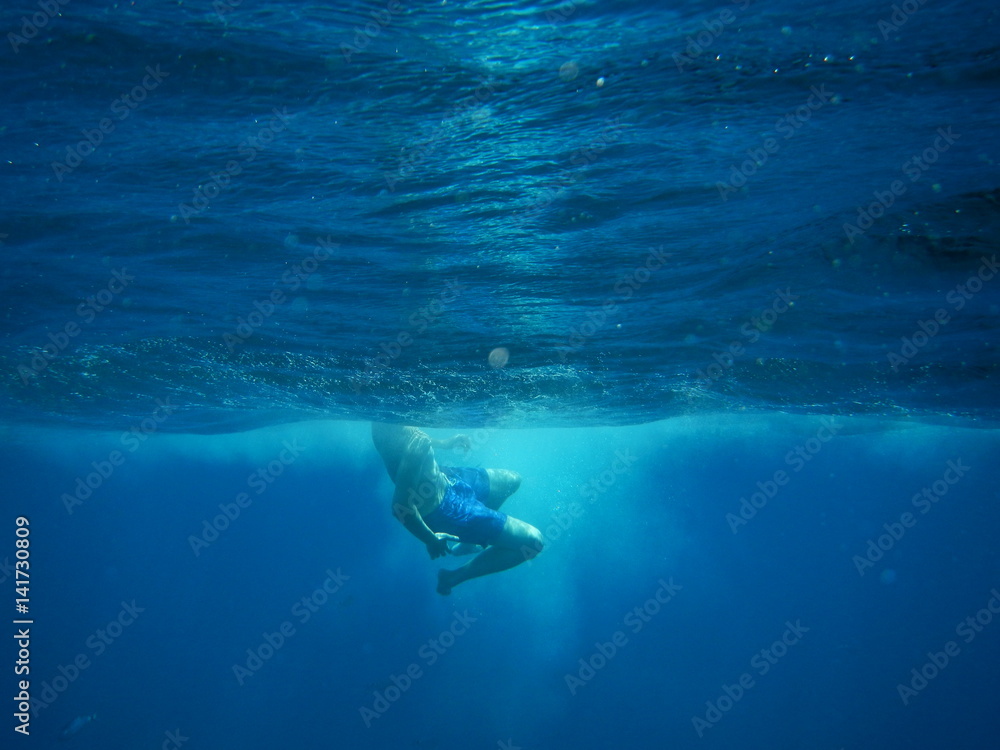 Schwimmer im Mittelmeer