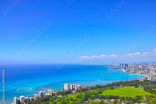 ハワイ　ダイアモンドヘッドから見たワイキキ