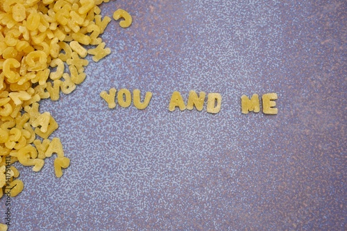 you and me aus Buchstabennudeln