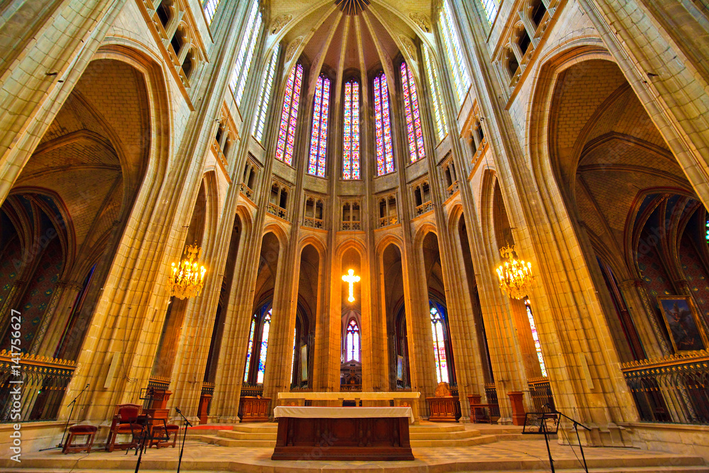 Intérieur de la cathédrale Sainte-Croix d'Orléans