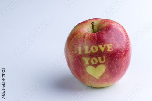 Jabłko na dzień zakochanych