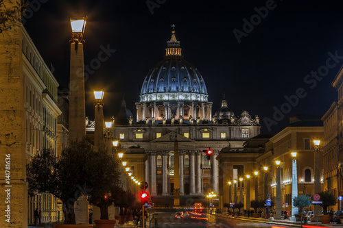 St. Peter's Basilica, Vatican © borisb17
