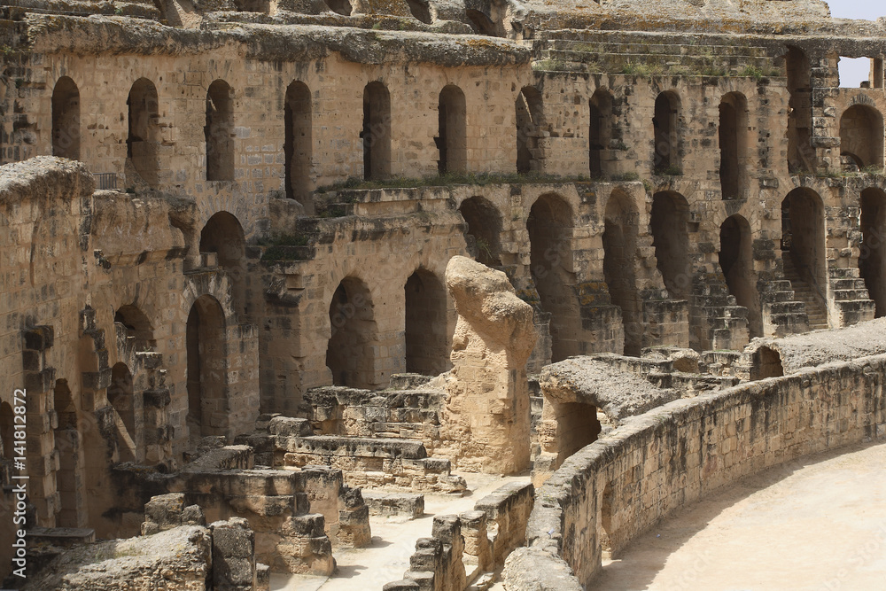 Amphithéâtre de l'antique Thusdrus / El Jem / Site classé UNESCO