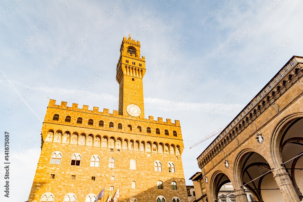 Fototapeta premium view of Florence with the old bridge in the heart of Tuscany