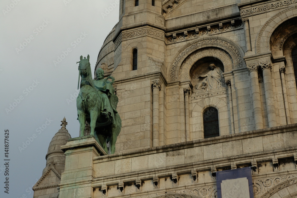 Basilique du Sacré Coeur à Montmartre, Paris en france Basilique du Sacré Coeur à Montmartre, Paris en france