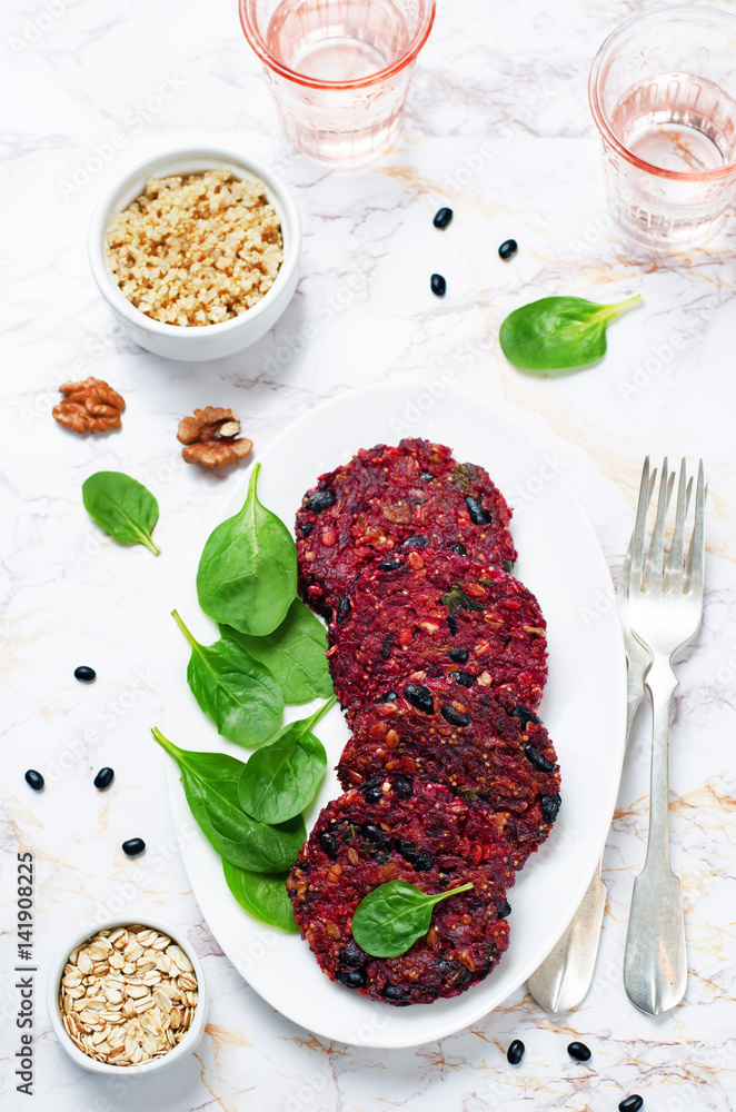 Black beans quinoa beet walnuts burgers with spinach Black beans quinoa beet walnuts burgers with spinach