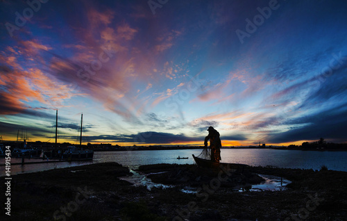 Cuadro en lienzo The Canoeist & Fisherman, Woodley Island