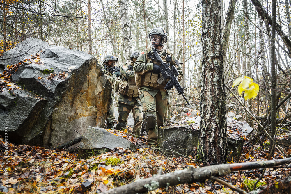 Norwegian Rapid Reaction Special Forces Fsk Male And Female Soldiers In Norwegian Rapid Reaction Special Forces Fsk Male And Female Soldiers In