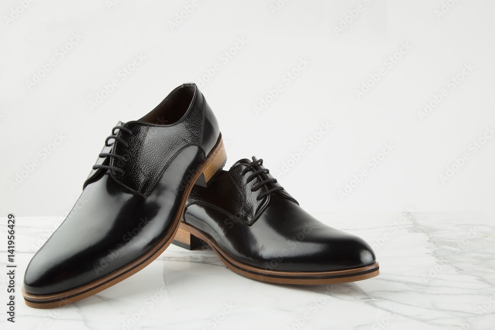 Classic men's leather shoes - obrazy, fototapety, plakaty 