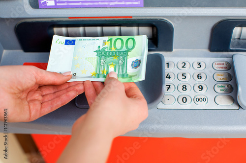  Cash out money at an ATM