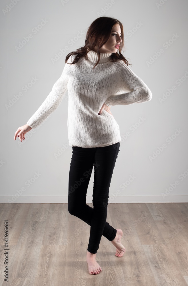 Beautiful model woman posing  in studio