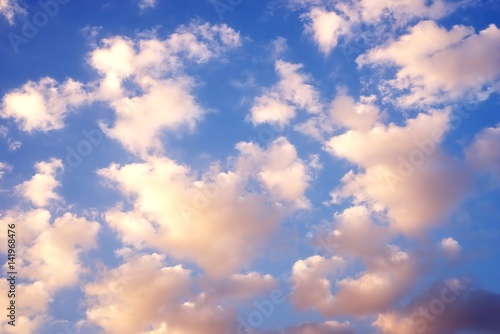 Blue sky and clouds at sunset © Prin