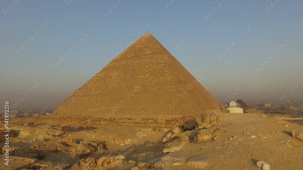 Great pyramid of Khufu at Giza, Egypt Great pyramid of Khufu at Giza, Egypt