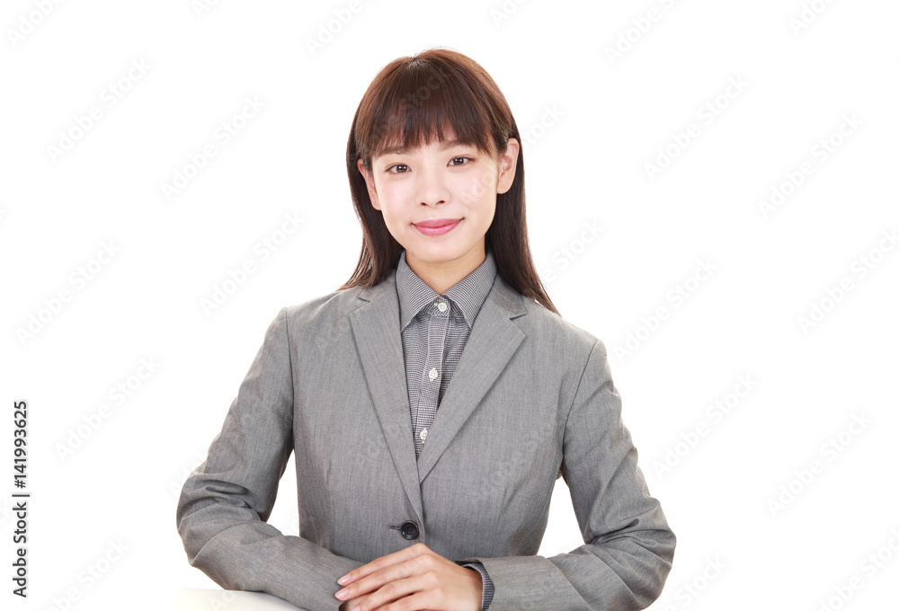 笑顔の女性
笑顔の女性