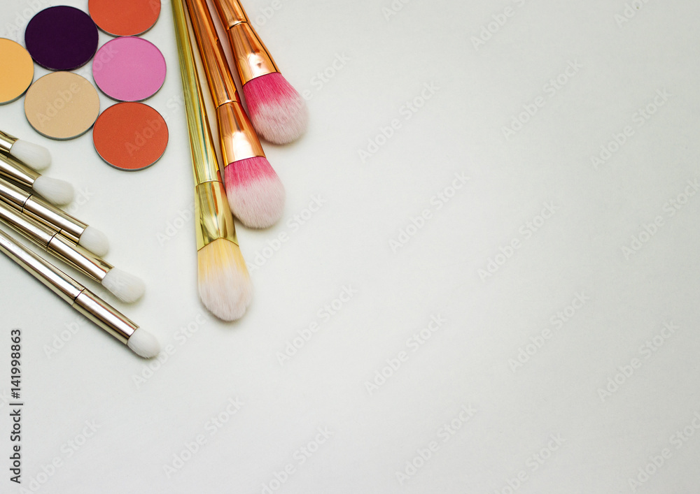 Brushes for make-up and precious stones. Brushes for make-up and precious stones.