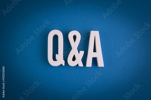 Bild auf Leinwand Q&A Sign Lettering