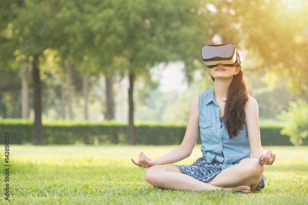 beautiful asian woman enjoy zen VR headset glasses beautiful asian woman enjoy zen VR headset glasses