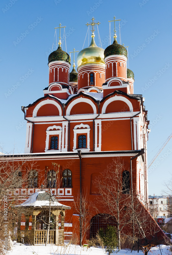 Obraz premium Moscow, Znamensky Cathedral in Znamensky monastery on Varvarka street in winter 