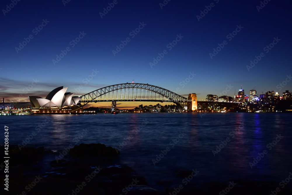 Naklejka premium Opera House after sunset