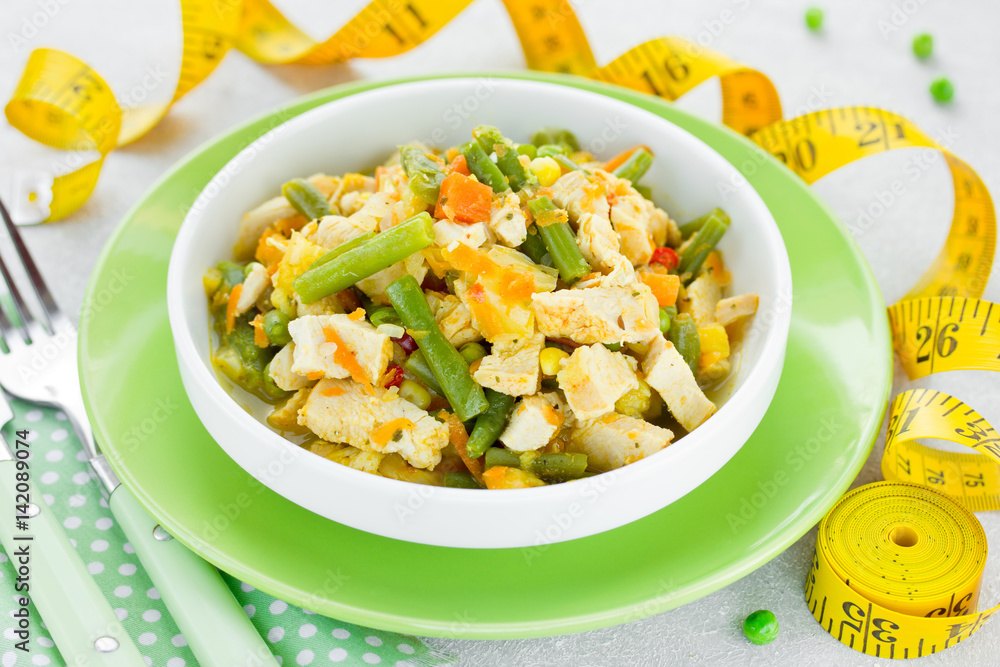 Chicken breast with vegetables and green beans Chicken breast with vegetables and green beans