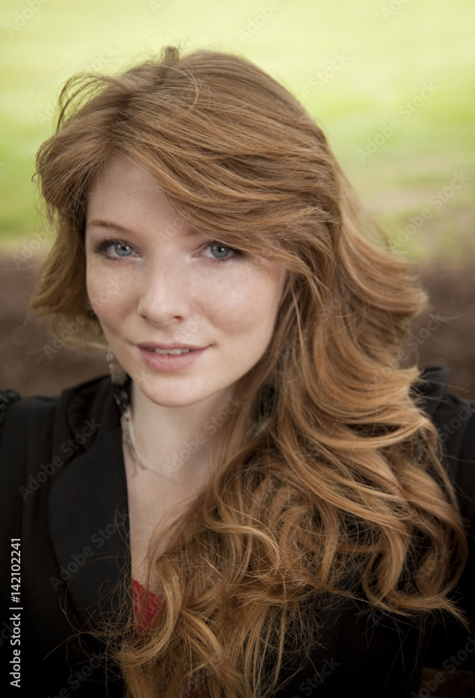 Fototapeta premium Natural beautiful woman