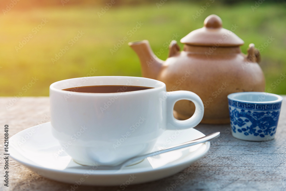 Coffee cup with Hot pot made of clay Coffee cup with Hot pot made of clay