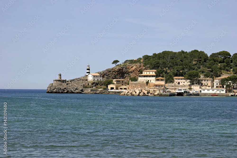 Look at port de Soller, Mallorca, Balearic Islands, Spain, Europe Look at port de Soller, Mallorca, Balearic Islands, Spain, Europe