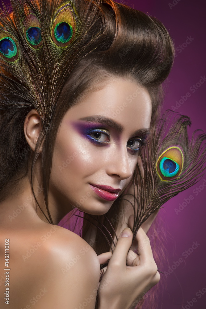 Amazon.com : Women Bohemian Peacock Feather Hair Clip Hair Pin Elegant  Fascinator Wedding Dance Party Headdress Headwear Hair Accessory Sequined  Showgirl Headpiece (Style 3) : Beauty & Personal Care