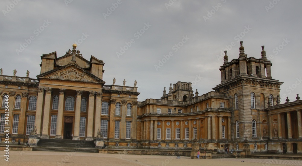 palais anglais et grande demeure britannique