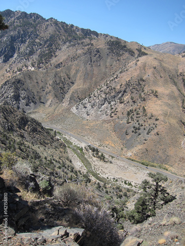 Obraz na płótnie Highway 395 scenery in California
w salonie