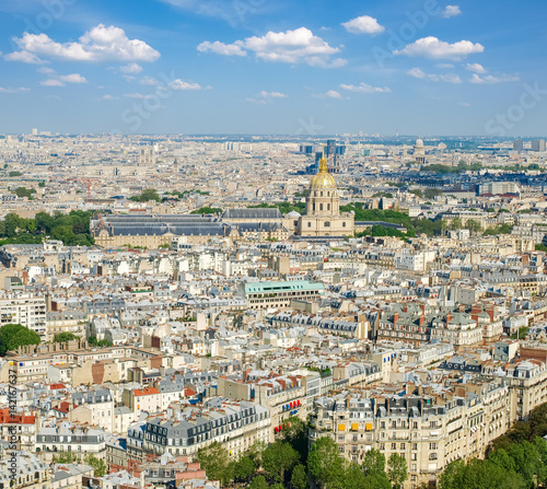 Fototapeta Naklejka Na Ścianę i Meble -  View from the Eiffel Tower of eastern part of Paris