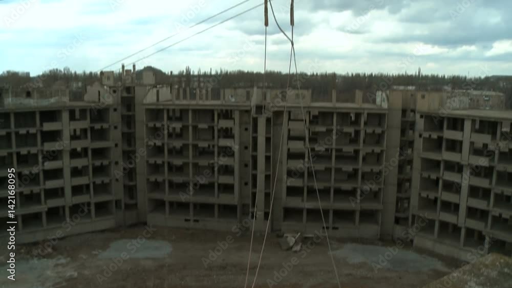 Equipment for ropejumping and industrial climbing installed on high-rise buildings Equipment for ropejumping and industrial climbing installed on high-rise buildings