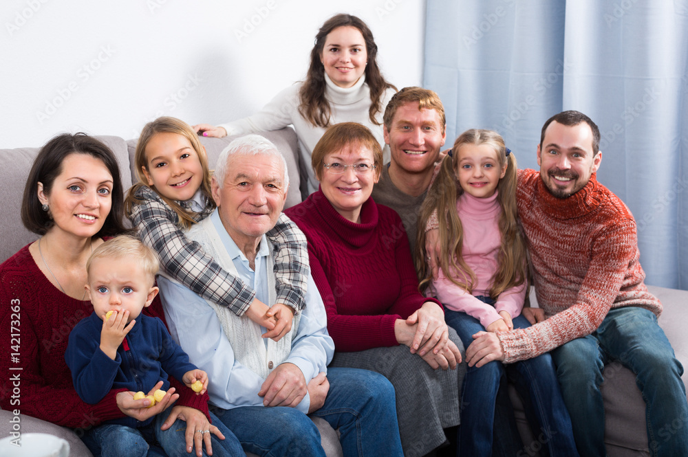 Fototapeta premium Family are photographing best moments