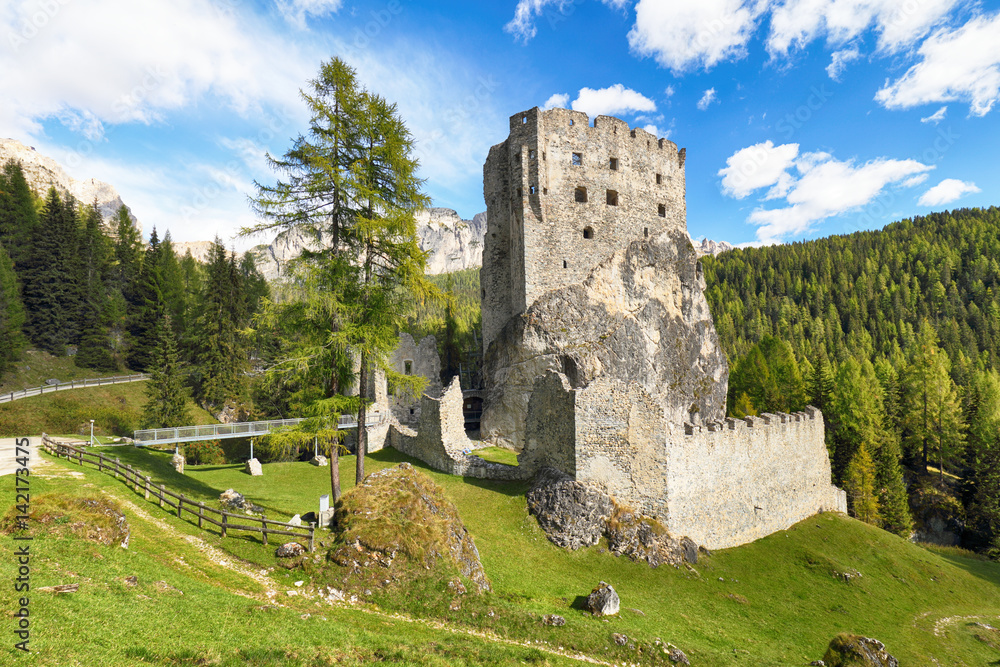 Fototapeta premium Ruins of Burg Buchenstein Castle - Burg Andraz, Dolomites, Italy
