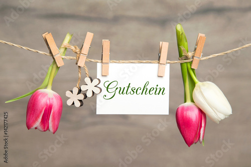 Tulpen und Karte: Gutschein