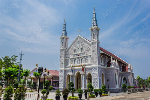 phra christ phra haruthai church