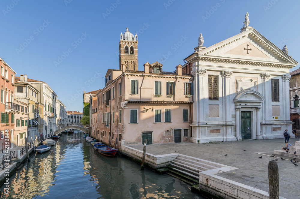 Naklejka premium Beautiful view of the Church of Santa Fosca in Campo Santa Fosca and the homonymous canal, Cannaregio, Venice, Italy