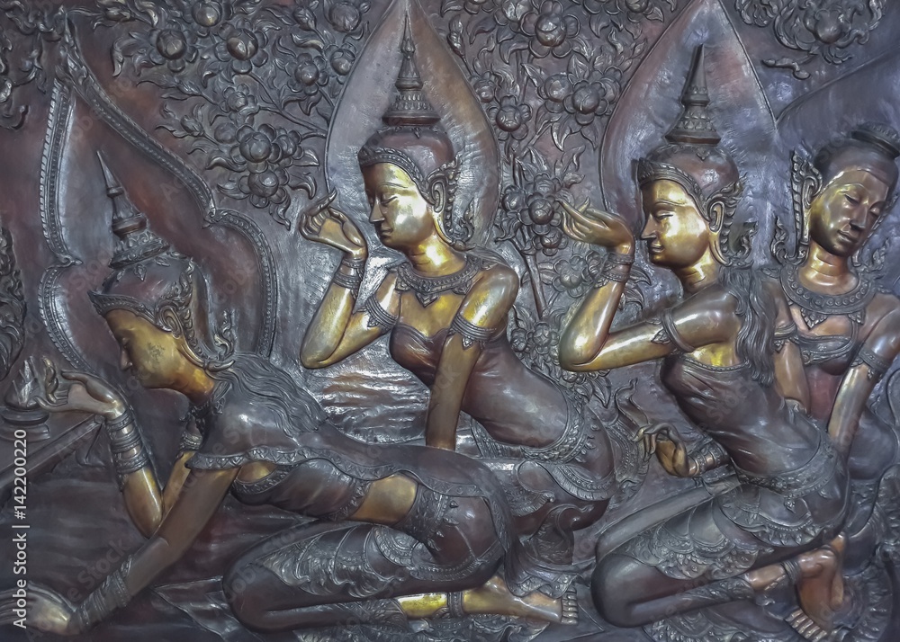 Fototapeta premium Angel statue on the temple wall Udonthani Thailand 
