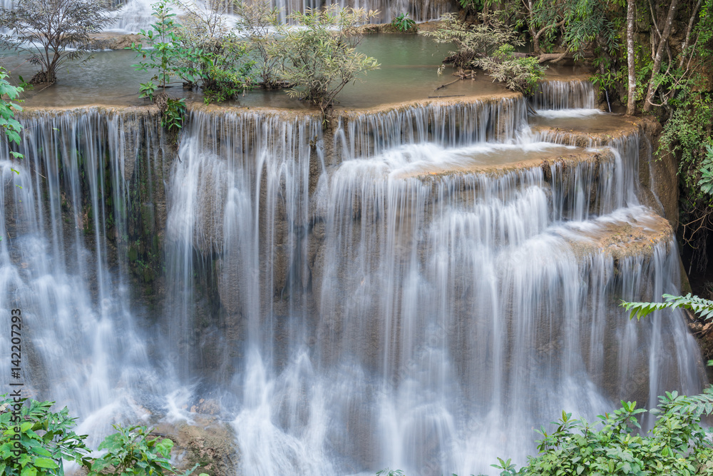 Huay Mae Kamin Waterfall Park