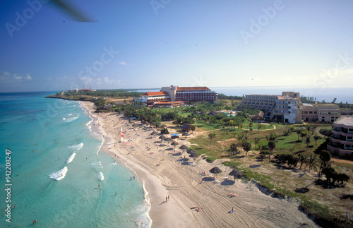Luftaufnahme der Halbinsel Varadero auf Kuba © gmcphotopress