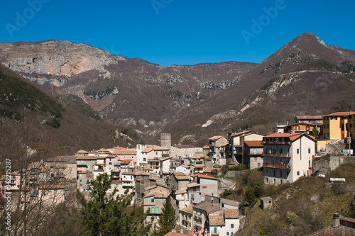 Antico villaggio di Vallepietra tra i monti Simbruini in Lazio