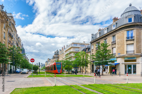Fototapeta Naklejka Na Ścianę i Meble -  Tram on the streets of Reims, France