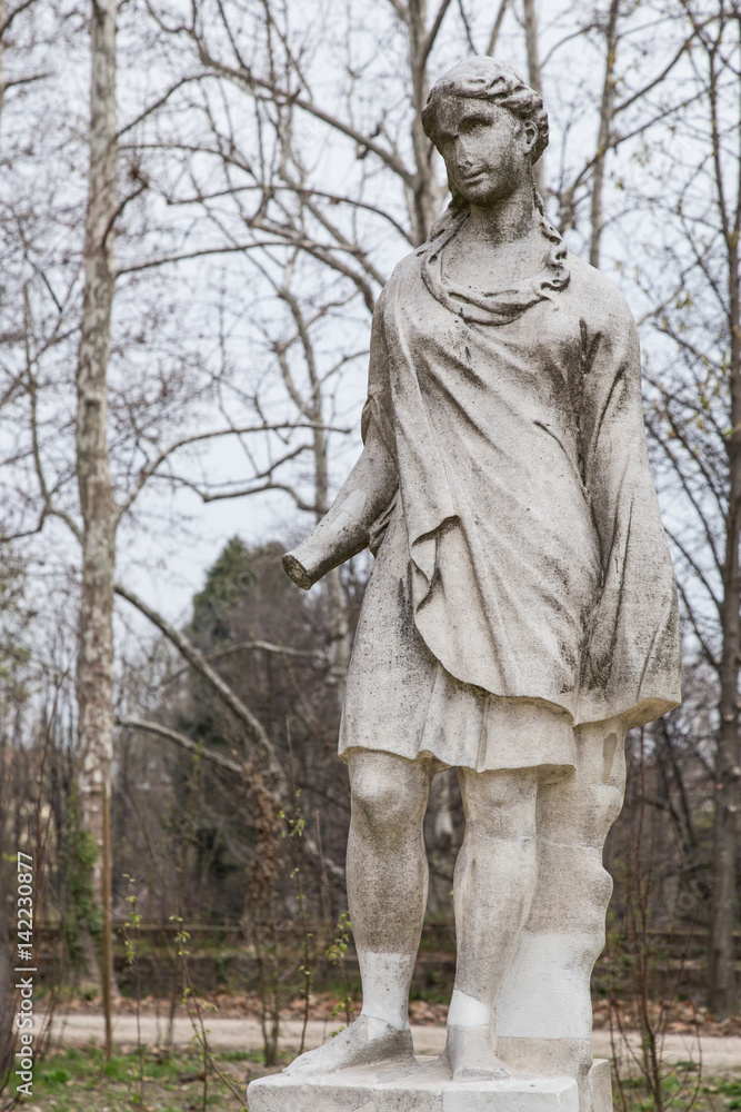 Turin statue