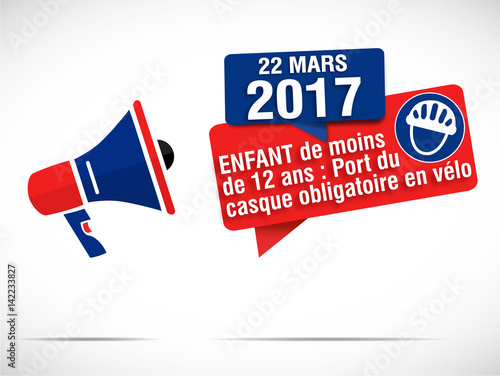mégaphone : Port du casque de vélo obligatoire