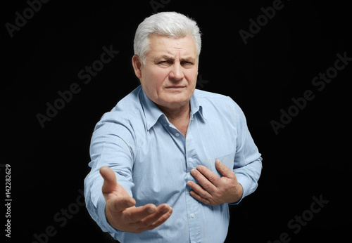 Man with chest pain sufferi...