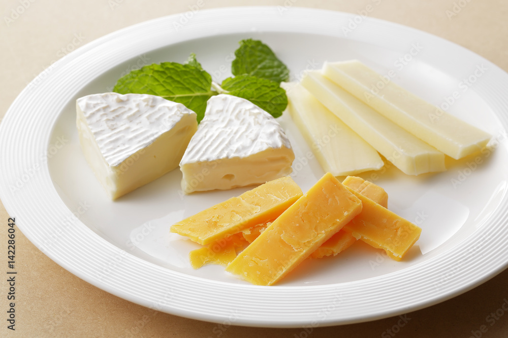 チーズ Cheese platter チーズ Cheese platter