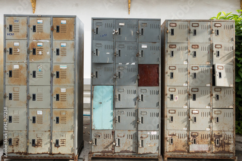 Locker in old and rusty condition