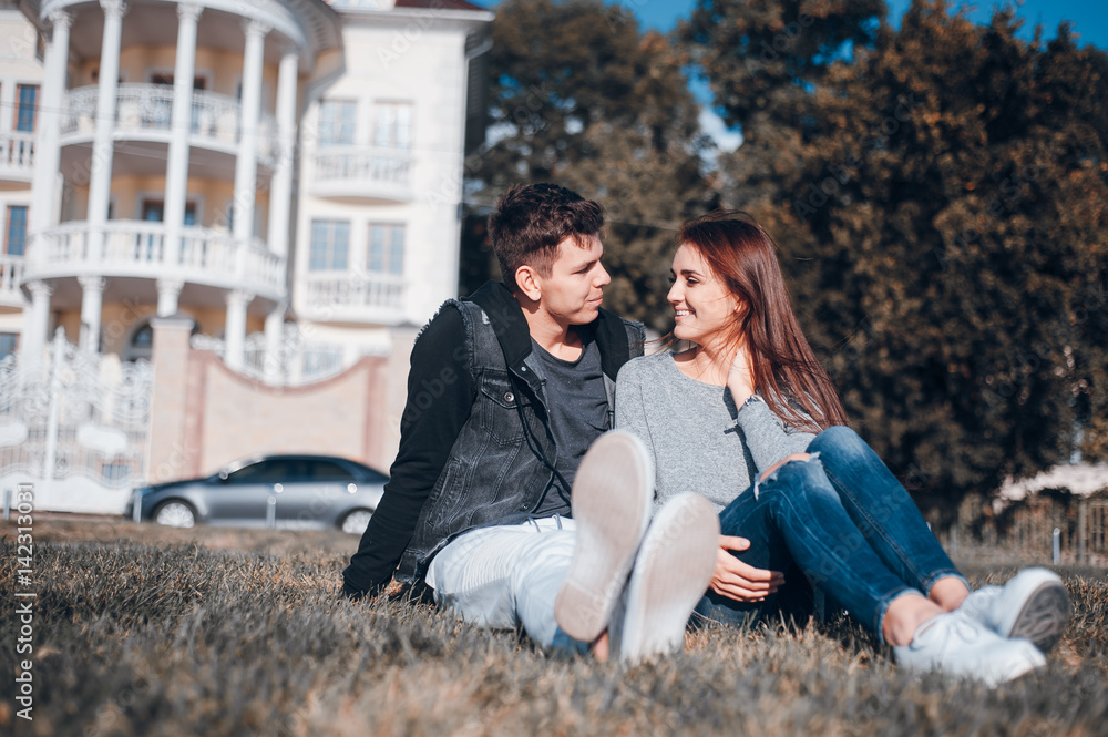 Fototapeta premium couple in the city