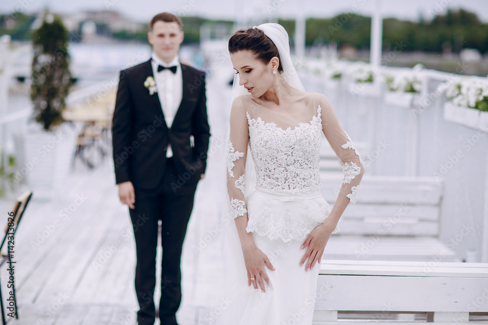 Naklejka premium bride and groom