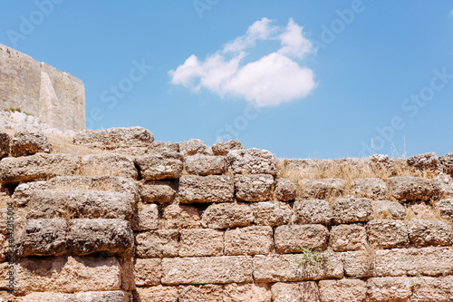 Historische Mauer in Athen